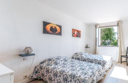 Cavalaire-sur-Mer Casa | Holiday Home Villa Cannelle by Interhome