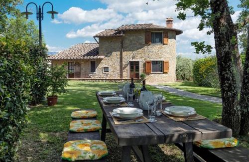 Radda in Chianti Casa | Holiday Home Villa del Poggio by Interhome