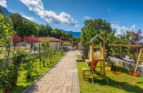 Krsan Casa | Holiday Home Villa Škavre by Interhome