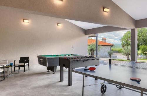 Krsan Casa | Holiday Home Villa Škavre by Interhome
