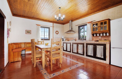 Betancuria Casa | Casa de vacaciones "Villa Antonia" con piscina, Wi-Fi, terrazas y jardín
