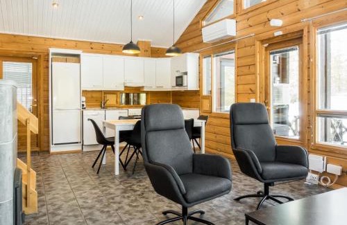 Lampivaara Casa | Holiday Home Villa aihki by Interhome