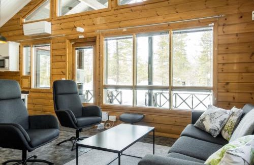 Lampivaara Casa | Holiday Home Villa aihki by Interhome