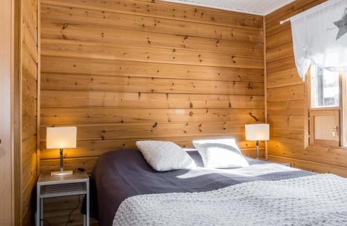 Lampivaara Casa | Holiday Home Villa aihki by Interhome