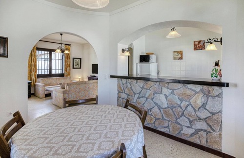 Empuriabrava Casa | Casa de vacaciones "Villa Tordera" con jardín y aire acondicionado
