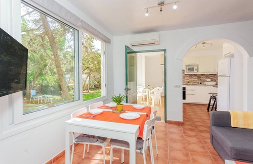 Los Delfines Casa | Casa 'Villa Elfa' cerca de la playa con piscina, jardín y Wi-Fi