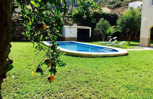 Cullera Villa | Casa de vacaciones Villa en Cullera Valencia con vistas a la montaña, piscina y Wi-Fi