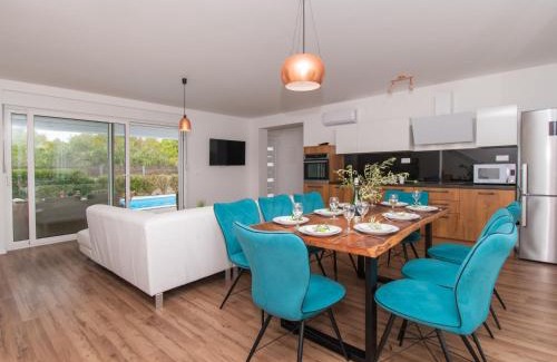 Srima Casa | Holiday Home Villa Loreta by Interhome