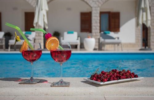 Mugeba Casa | Holiday Home Villa Marina I by Interhome