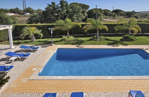 Mosqueira Casa | Casa de vacaciones Villa Monte Velho con vistas al mar, piscina, jardín y Wi-Fi