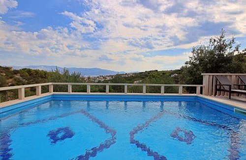 Sutivan Casa | Holiday Home Villa Tonka by Interhome