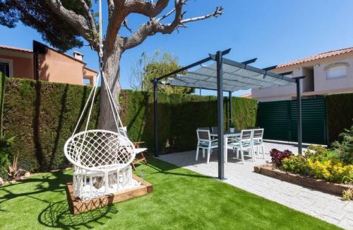 Miami Platja Casa | Holiday Home Villa Verdi 11 by Interhome