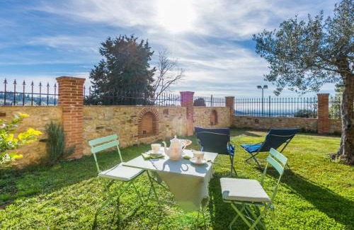 Montescudaio Casa | Holiday Home Villino PERO by Interhome