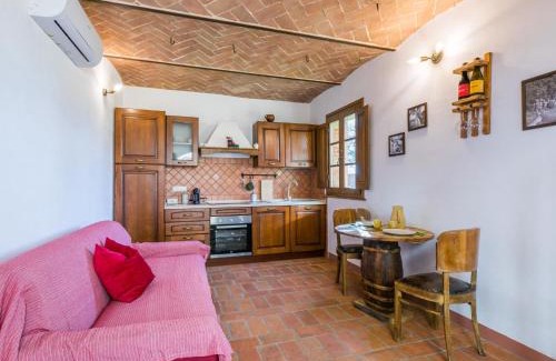 Montescudaio Casa | Holiday Home Villino PERO by Interhome