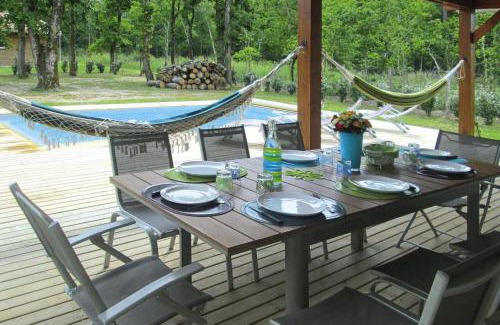 Grayan-Et-L'Hopital Casa | Holiday home with pool
