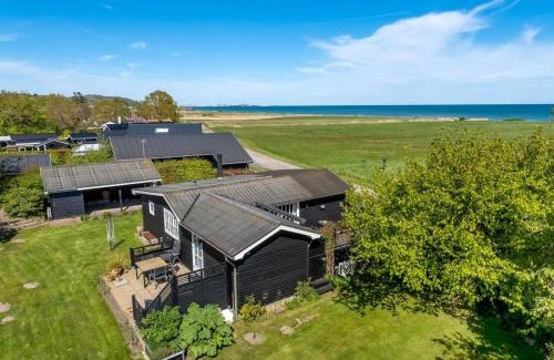 Frederikshavn Casa | Holiday Home Welma - 200m from the sea by Interhome