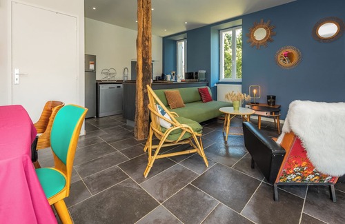 La Bachellerie Casa | holiday home with private pool and large covered terrace.