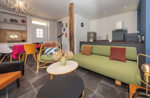 La Bachellerie Casa | holiday home with private pool and large covered terrace.