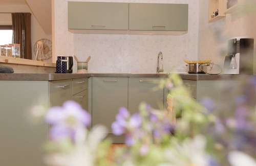 Aldino Apartamento | Casa de vacaciones "Wies Wieserhof" con vistas a la montaña, balcón y jardín compartido