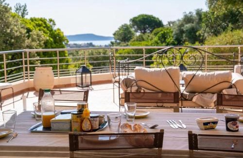 Cavalaire-sur-Mer Casa | Holiday home with swimming pool