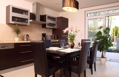 Balatonszarszo Casa | Casa vacacional con embarcadero propio, aire acondicionado y jacuzzi
