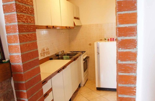 Semic Casa | Casa vacacional con jardín