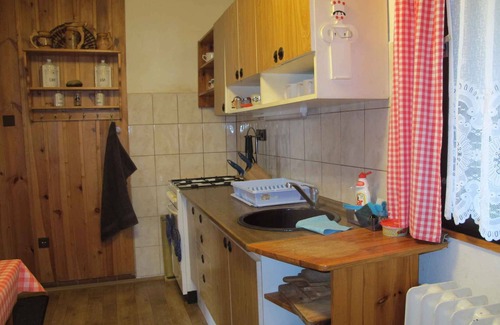 Svinna Casa | Casa vacacional Con chimenea, sauna, sala de juegos y piscina climatizada.