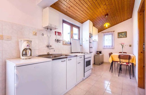 Vinkuran Casa | Casa vacacional con jardín, barbacoa y parque infantil