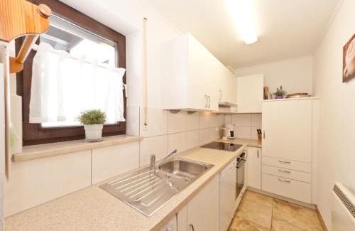 Reichenbach Casa | Holiday Home with Garden and Terrace