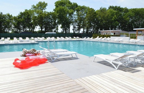 Bemelen Casa | Holiday Home With gas Fireplace & Bath