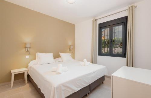 Urbanizacion Costabella Casa | Holiday home with large sunny terrace, Costabella