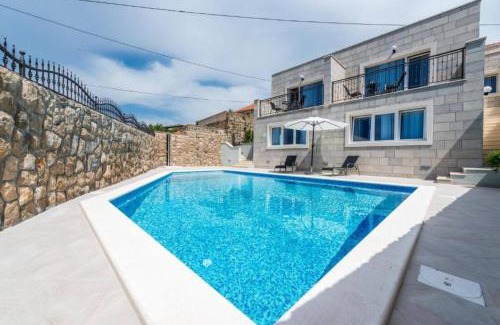 Popovici Casa | Holiday Home With Pool,Gruda
