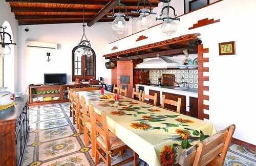 Solarino Casa | Casa vacacional con piscina en Solarino