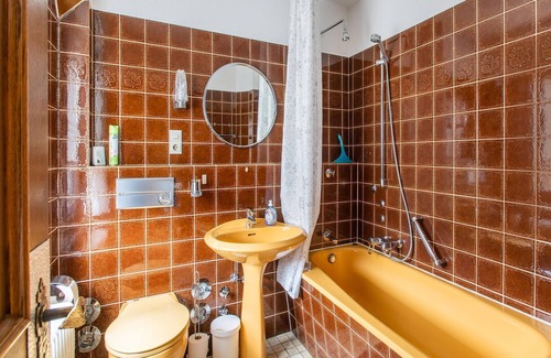 Nordenau Casa | Espaciosa casa de vacaciones en Nordenau, Suaerland con terraza privada