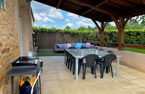 Loubejac Casa | Casa de vacaciones 'Maison De Vacances Avec Piscine' con piscina privada, terraza privada y Wi-Fi