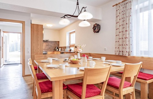 Hochkrimml Casa | Holiday home with sauna, 1.2 km to the ski lift