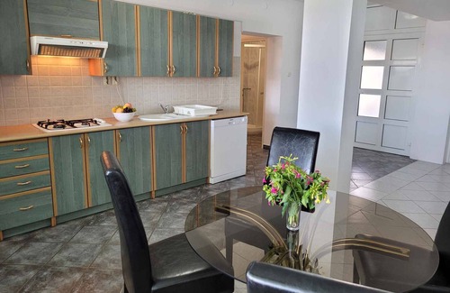 Ika Casa | Casa vacacional con vista al mar y alberca