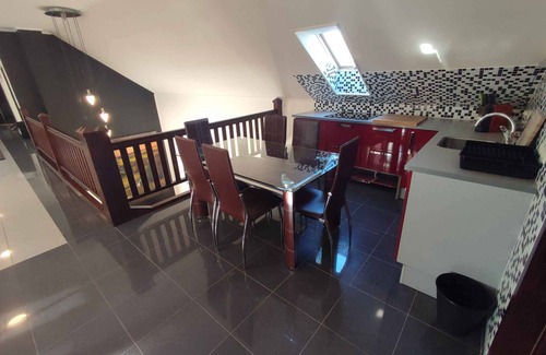 Kereki Casa | Casa vacacional con jacuzzi, sauna, aire acondicionado, WiFi y aparatos de fitness