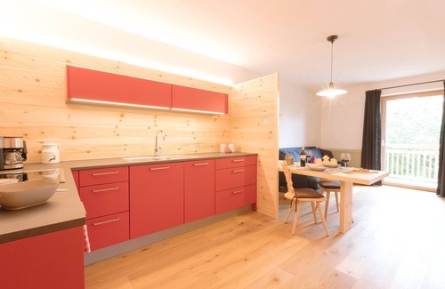 Aldino Apartamento | Casa de vacaciones "Wold Wieserhof" con vistas a la montaña, balcón y jardín compartido