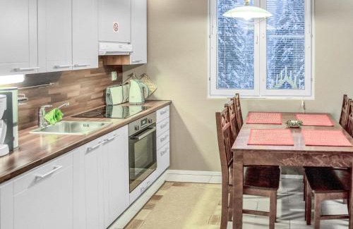 Akaslompolo Casa | Holiday Home Yllästar 3 as 607 by Interhome