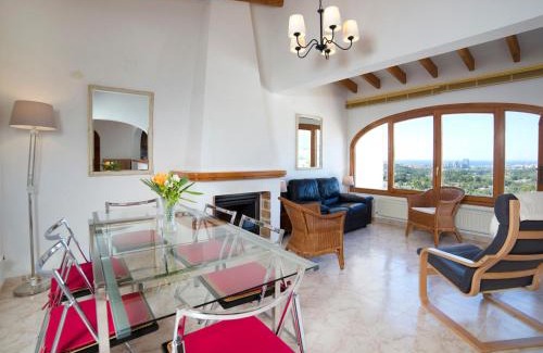 Empedrola Casa | Holiday Home Yona by Interhome