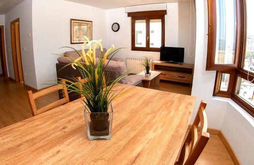 Figueras (Castropol) Apartamento | Holiday Homes Figueras VUT