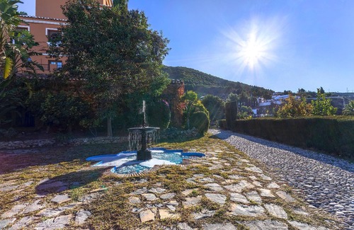 Alcaucín Casa | Casa de vacaciones Alcaucin para 1 - 14 personas con 6 dormitorios - Apartamento en casa unifamiliar