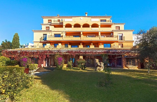 Alcaucín Casa | Casa de vacaciones Alcaucin para 1 - 14 personas con 6 dormitorios - Apartamento en casa unifamiliar