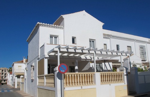 Calahonda Chalet De Esquí | holiday house at the beach in Calahonda /Motril