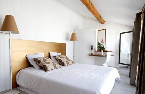 Barbentane Casa | Casa de vacaciones Barbentane para 1 - 9 personas con 4 dormitorios - Casa adosada