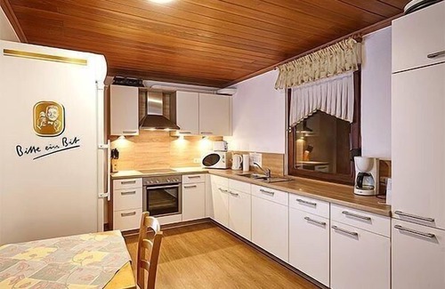 Birresborn Casa | Casa de vacaciones Birresborn para 6 - 12 personas con 6 dormitorios - Casa de vacaciones
