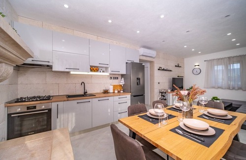 Praznica Casa | Holiday House Bracuta