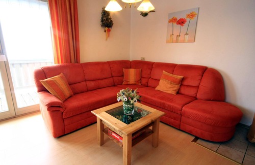 Kirchdorf im Wald Apartamento | Casa de vacaciones Corinna con acogedores apartamentos de 4 estrellas inundados de luz