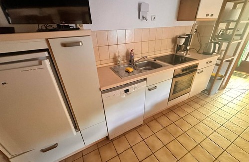 Hausen Apartamento | Casa de vacaciones Frorath - cabaña, ducha y baño, aseo, 3 dormitorios